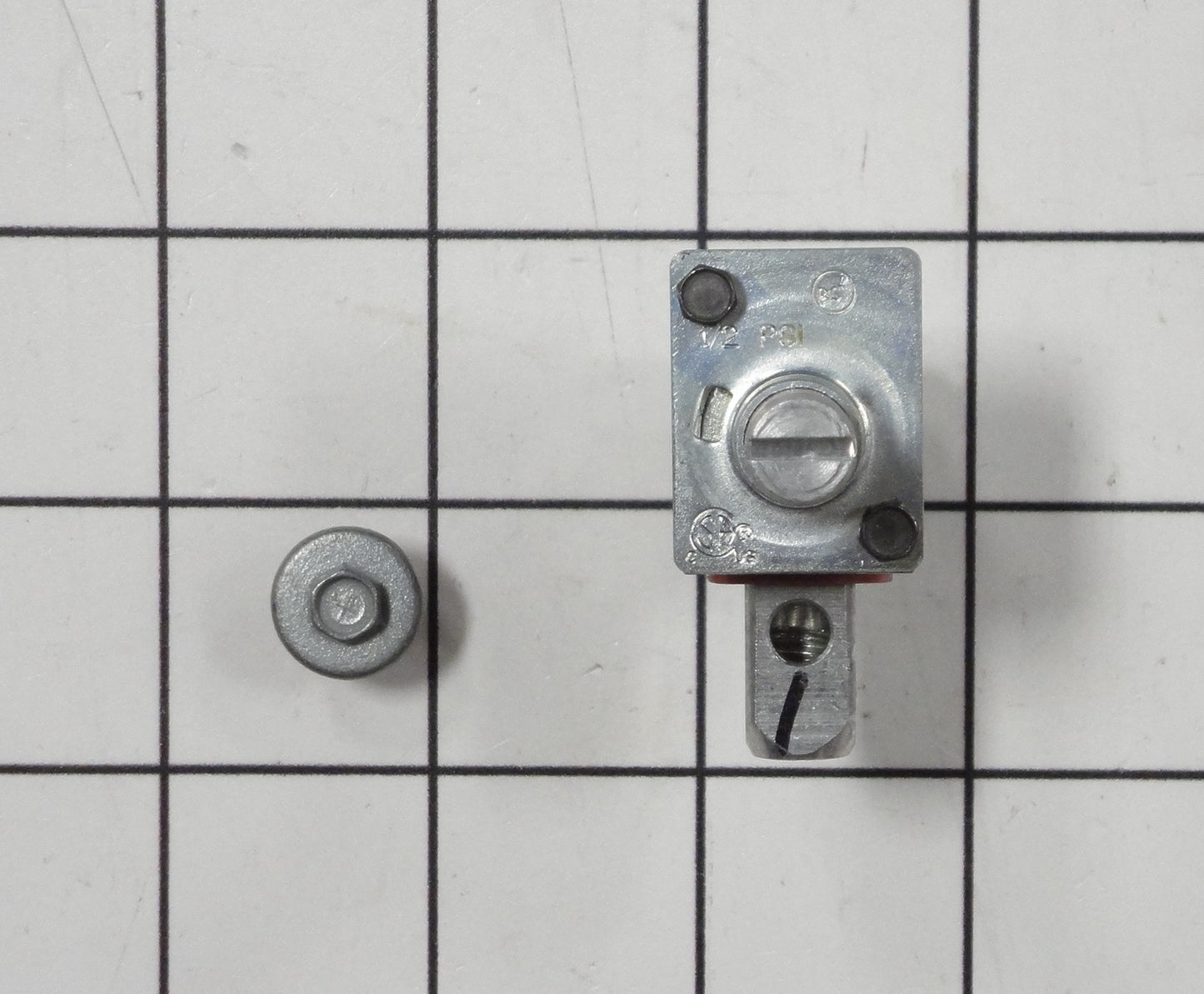 Whirlpool 12002280 VALVE AND SCREW KIT, HARPE-2