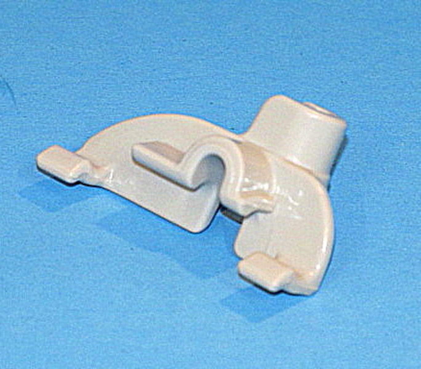 Frigidaire 154428402 BRACKET,FOLD DOWN FENCE,GR-1