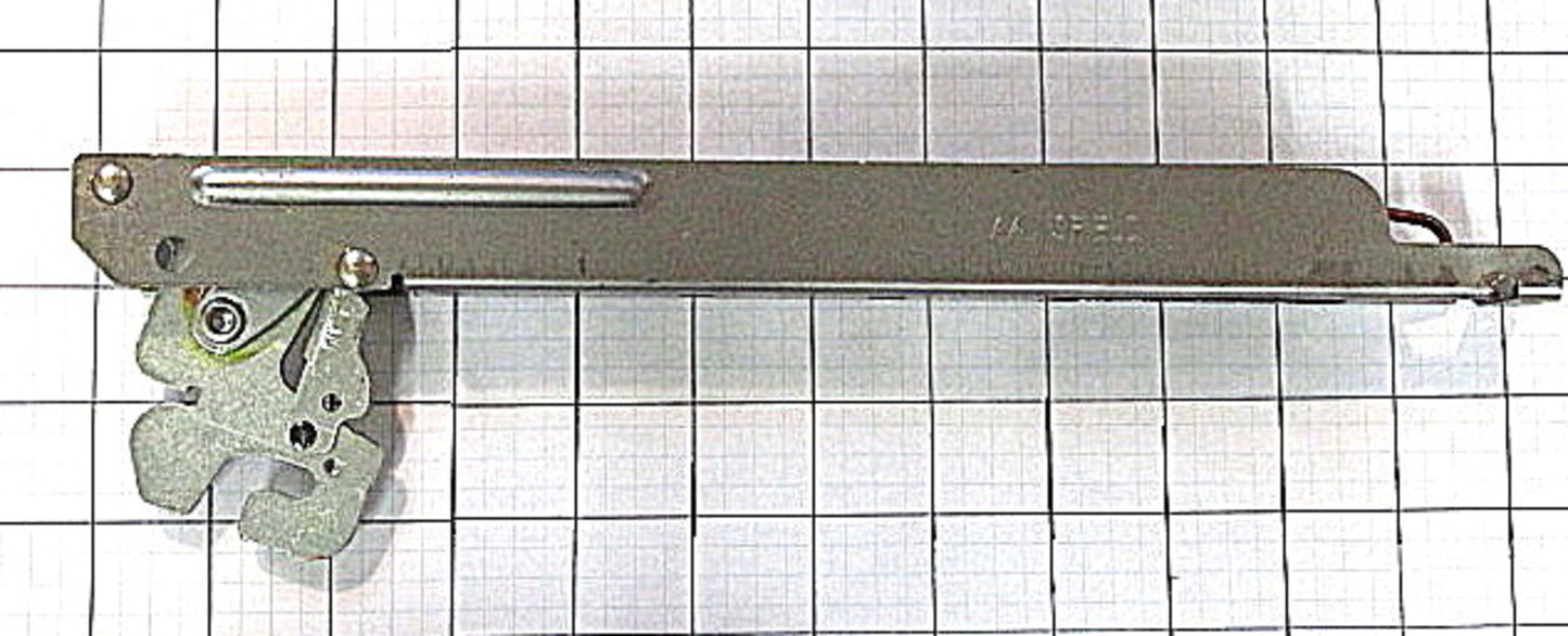 Frigidaire 316575906 HINGE-1