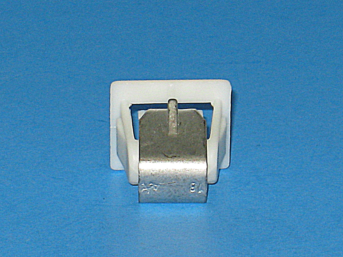 Whirlpool WP3389441 GE Dryer Door Catch, White-1