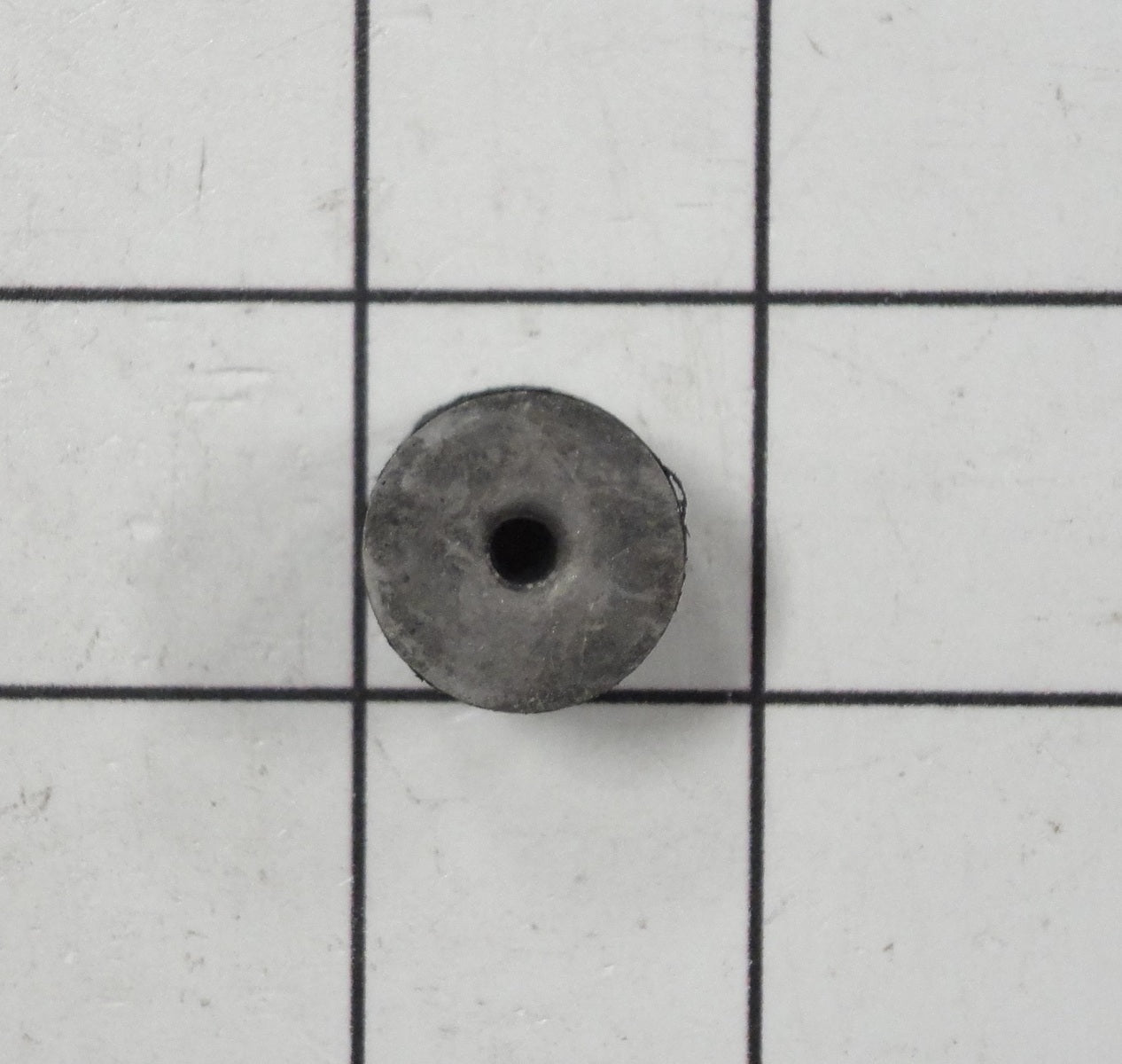 WP71003558 Whirlpool Stove Motor Isolator-3