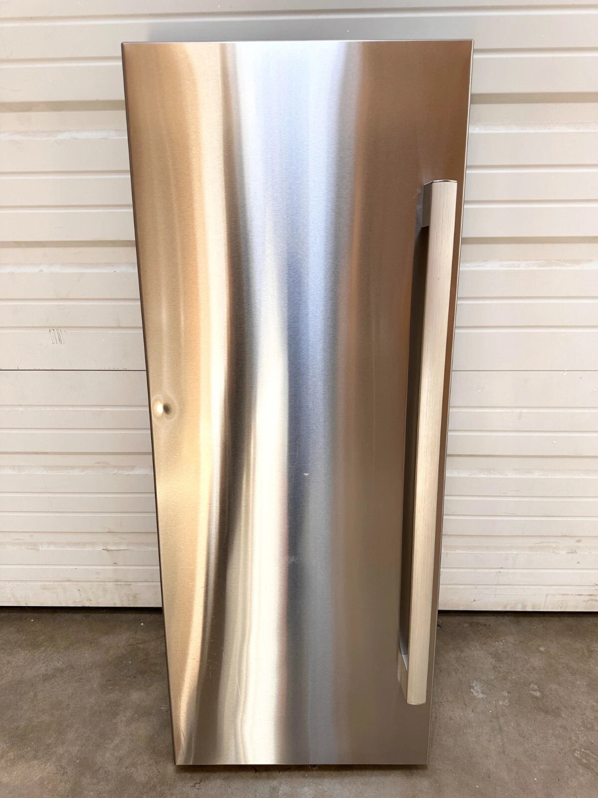 Bosch Refrigerator Door Replacement Part 10011767 -1