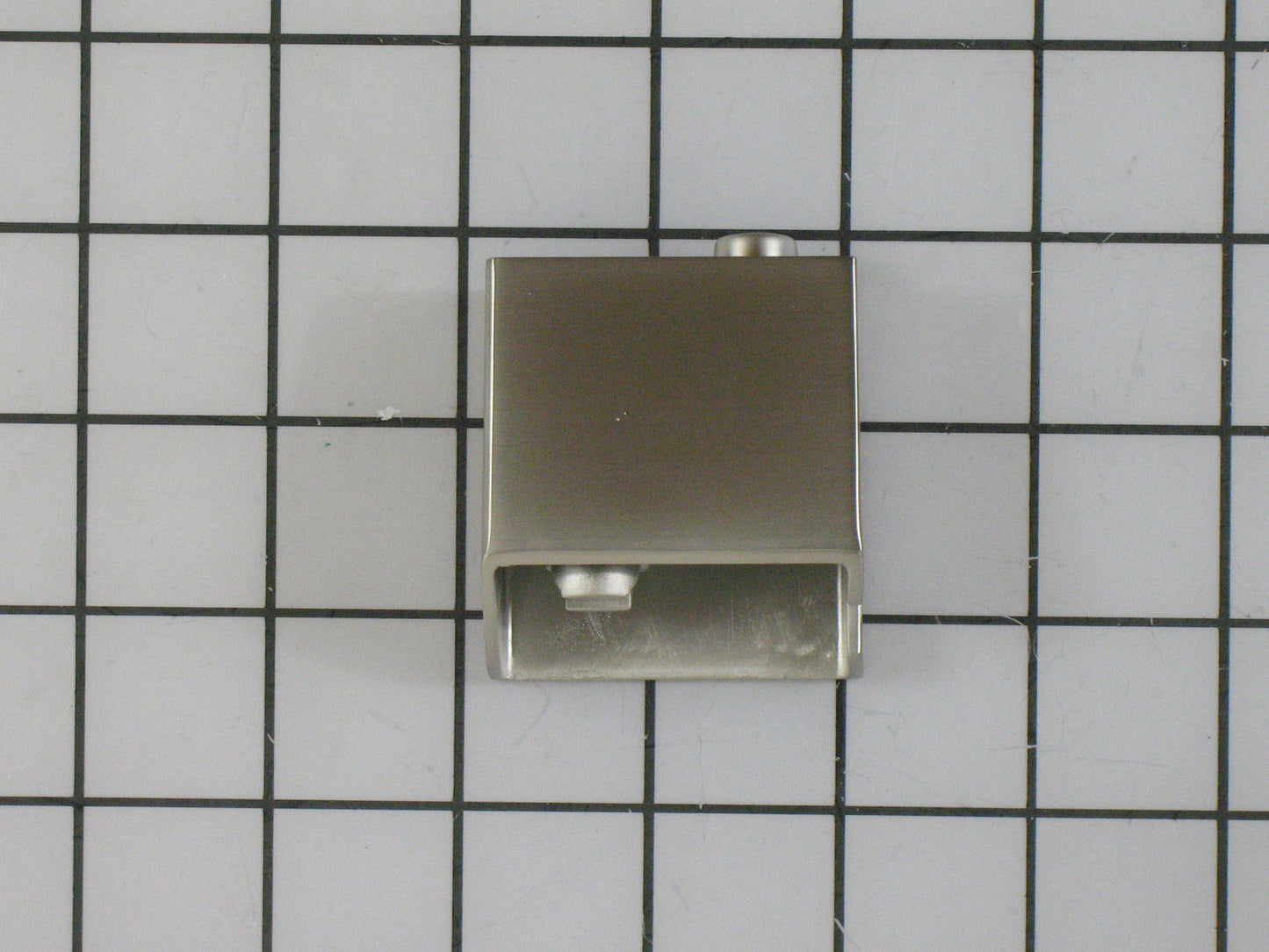 Bosch 00618148 HANDLE-CAP SHAPED-1