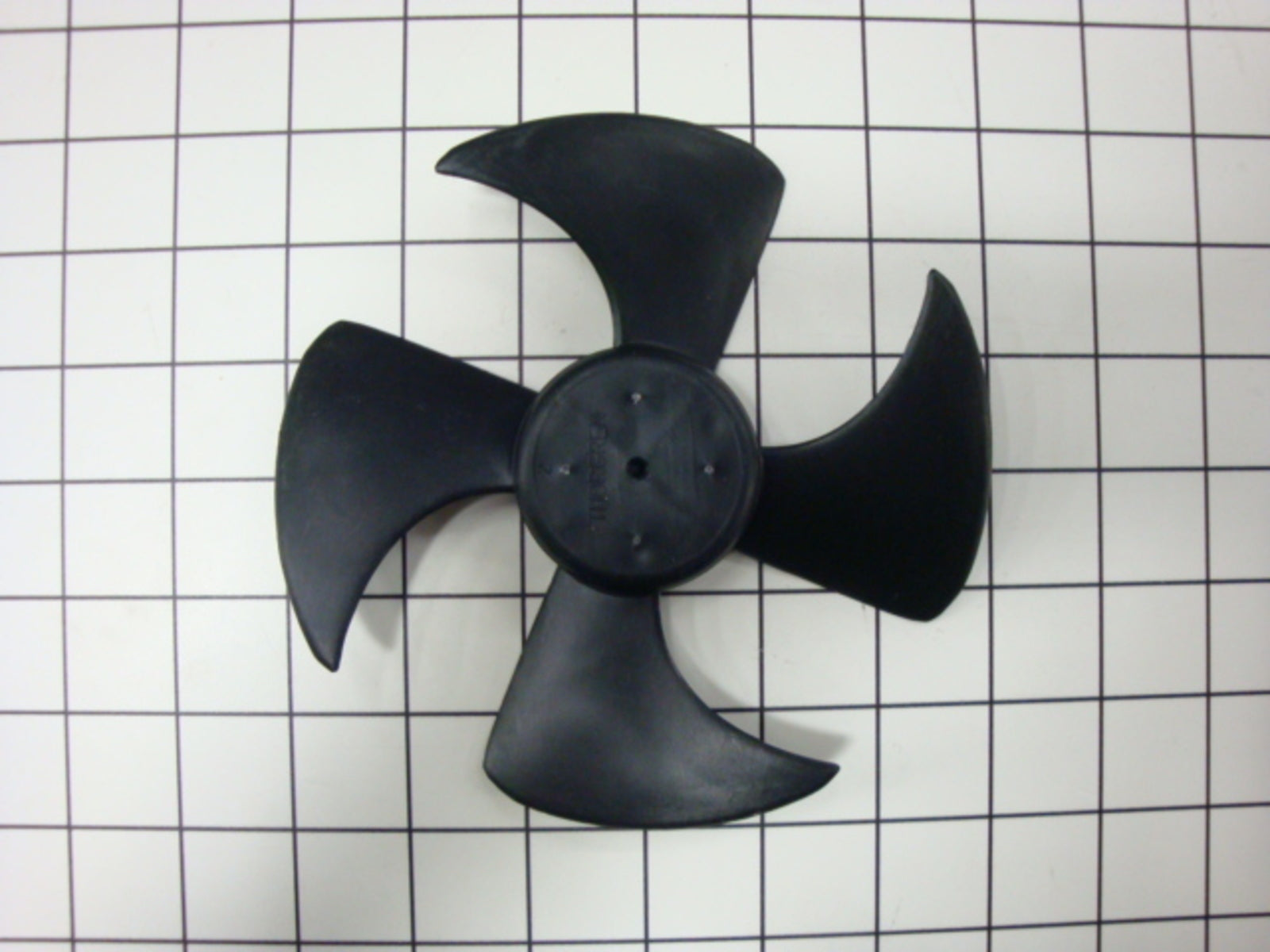 240524102 Frigidaire Refrigerator Condensor Fan Motor Blade-1