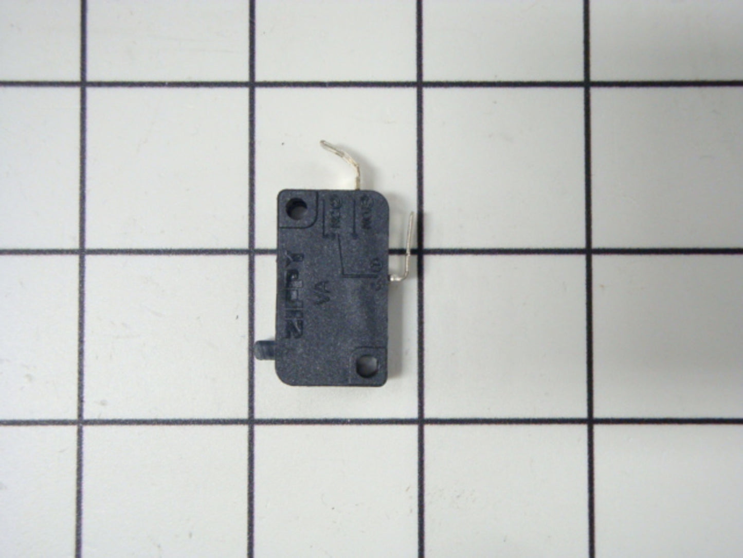 241689106 Frigidaire Refrigerator Micro Switch, Single Pole, Double Throw-1