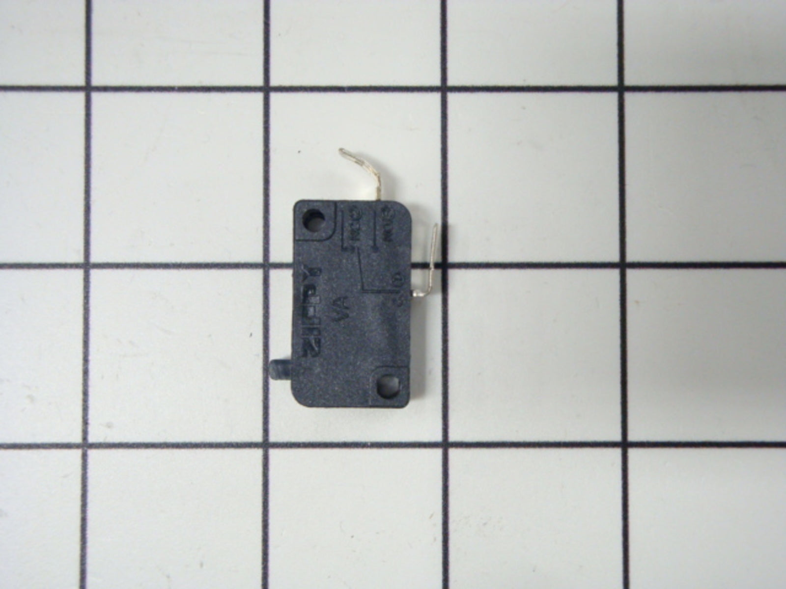 241689106 Frigidaire Refrigerator Micro Switch, Single Pole, Double Throw-1