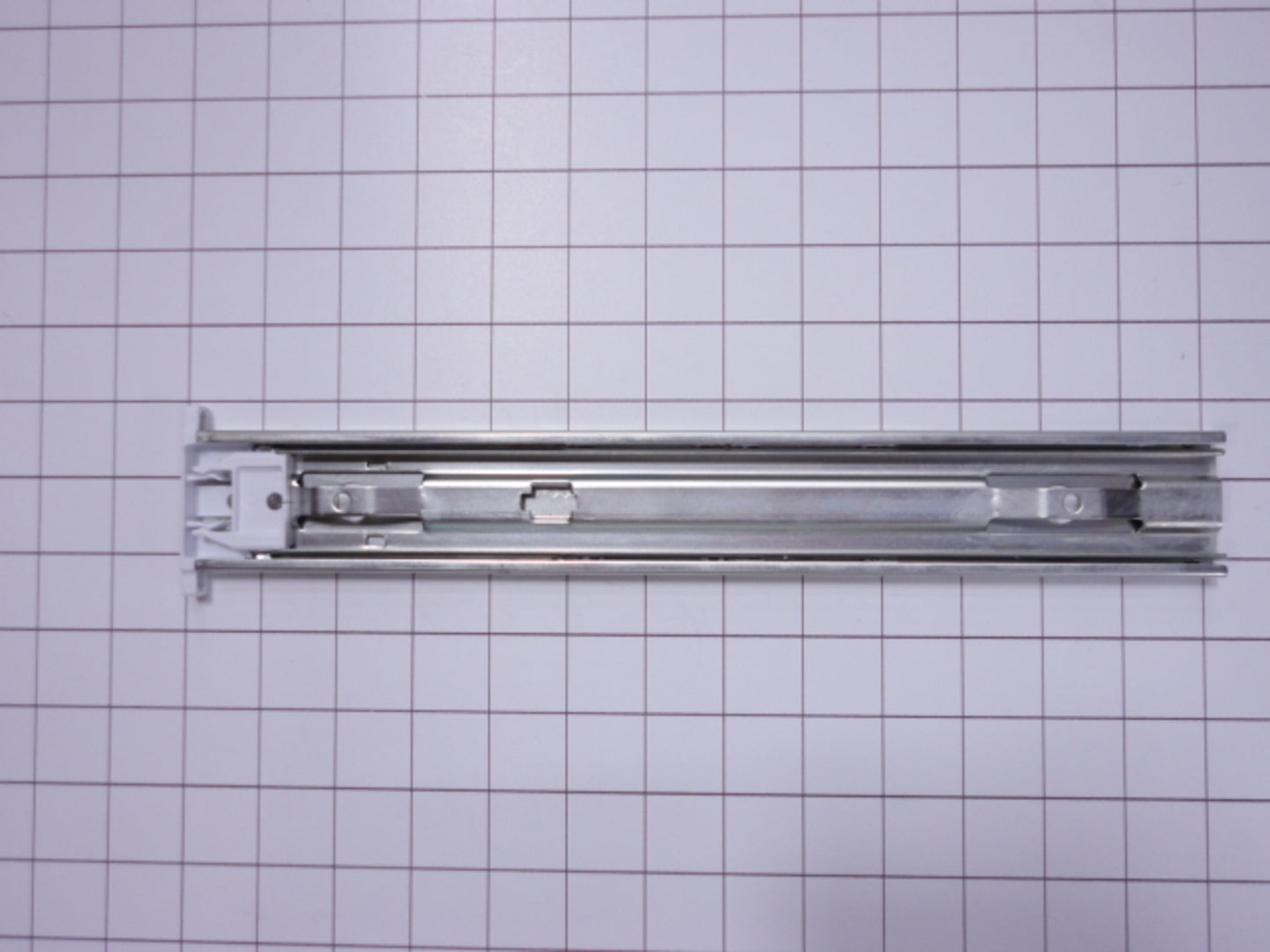 Frigidaire 242065301 DELI SLIDE-3