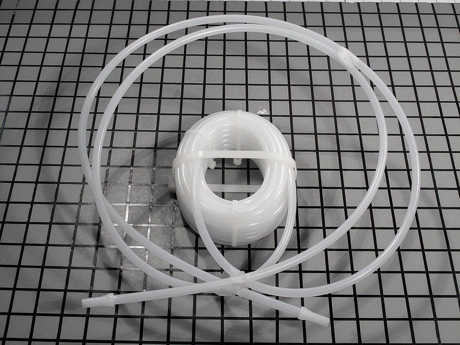 Frigidaire 242220501 WATER TANK-1