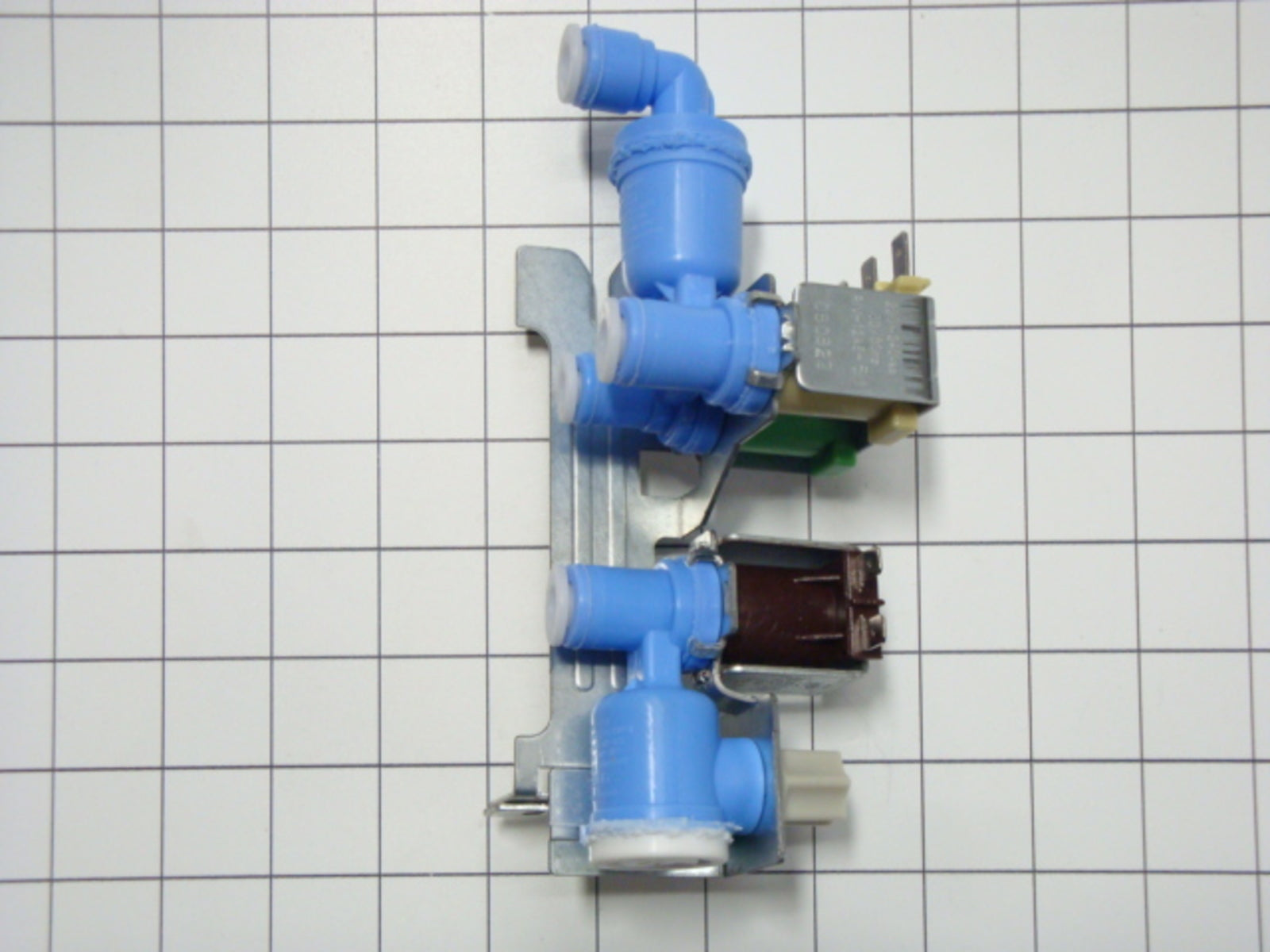 Frigidaire 242252902 VALVE-WATER,TRIPLE SOLENOID-1