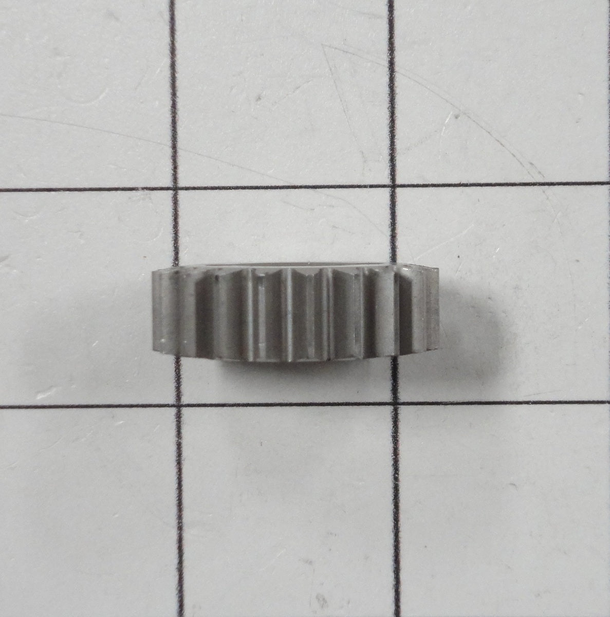 W11133646 Whirlpool Stand Mixer Pinion Gear-3