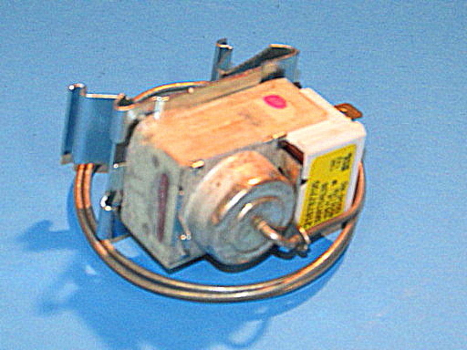 5304496559 Frigidaire Freezer Cold Control Kit-1