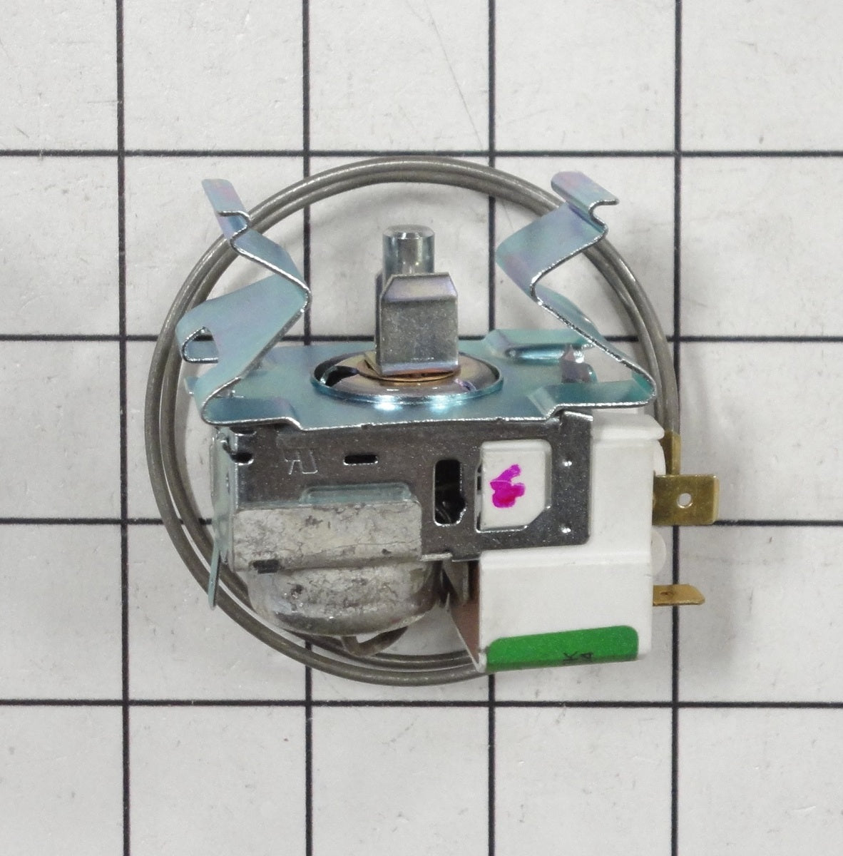 5304497345 Frigidaire Refrigerator Temperature Control Thermostat-1