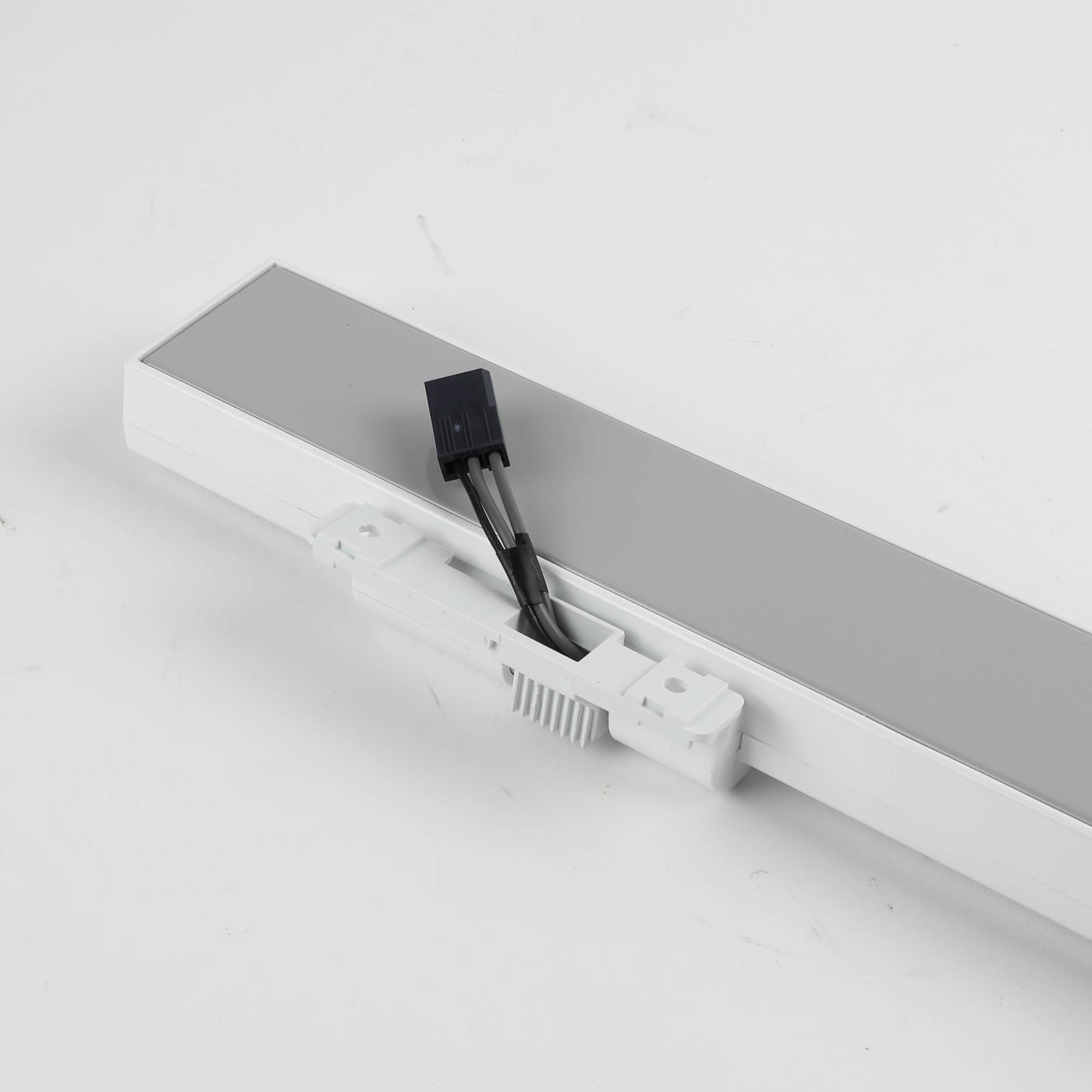 Bosch 20002134 French Door Refrigerator Traverse/Door Divider Part