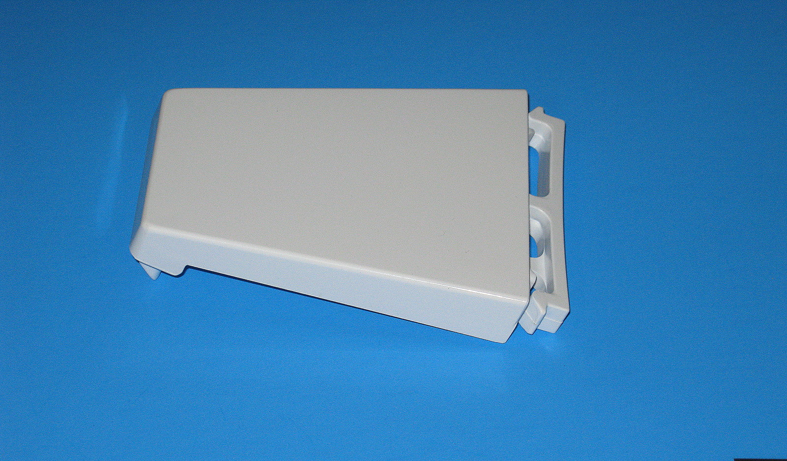 Whirlpool WP2196190 ENDCAP-TRM-1