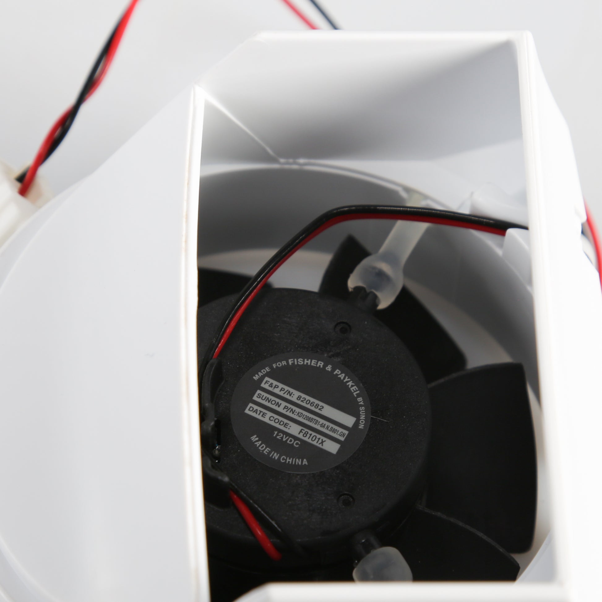 Fisher & Paykel 821183P Refrigerator PC Fan Assembly Part -2