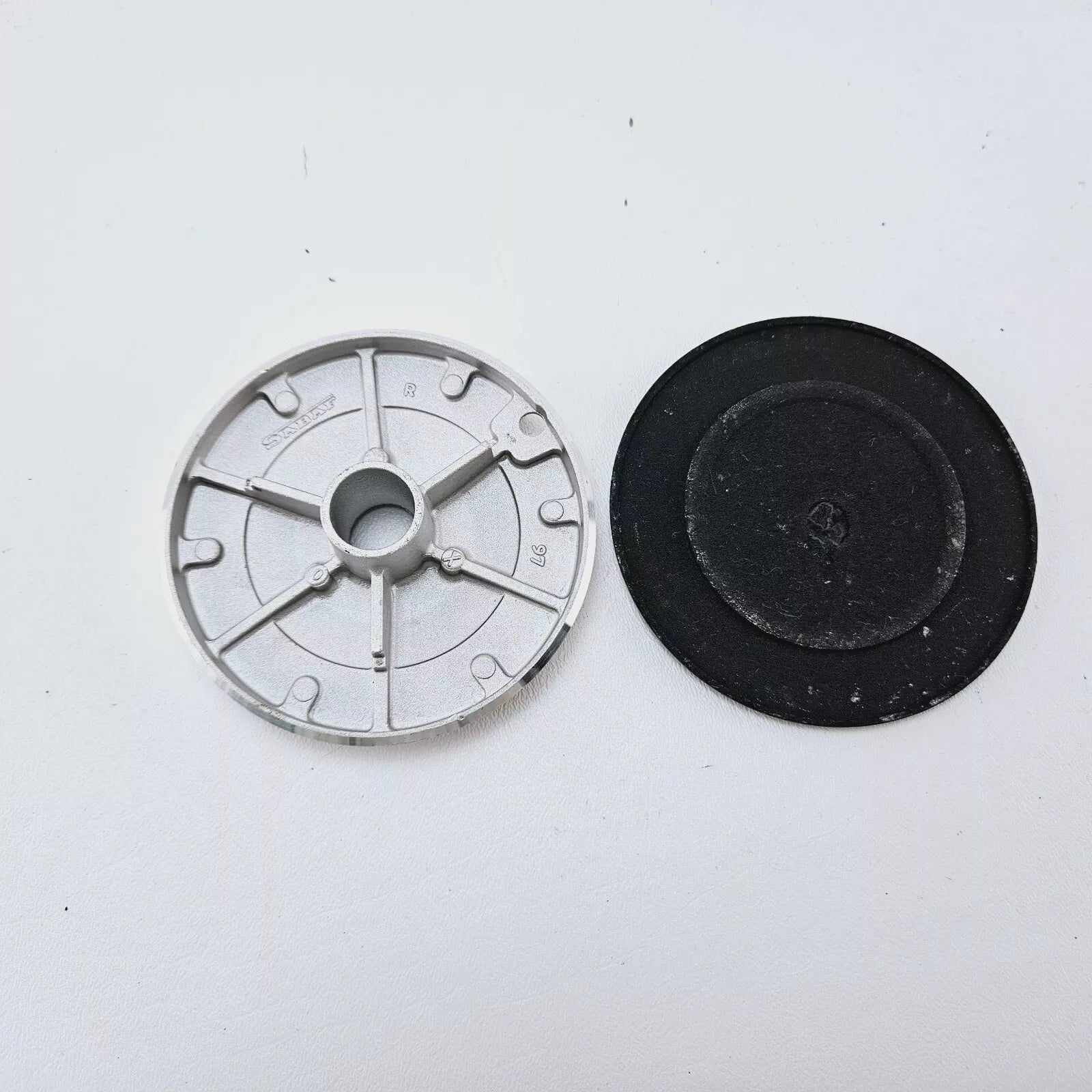 Bosch Oven Range Burner Cap Part 00627365 -3