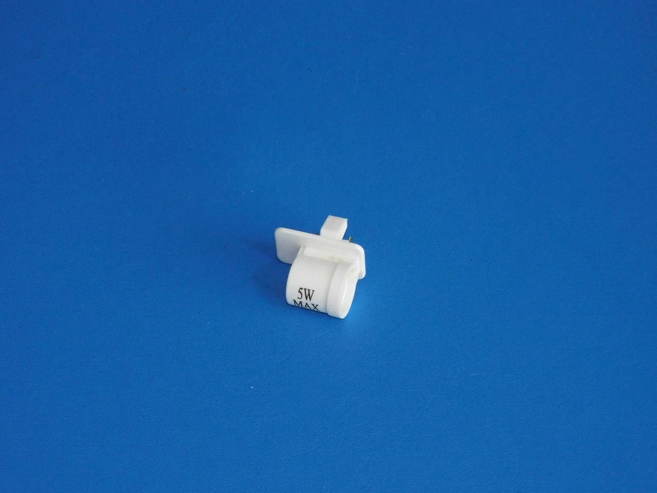 Frigidaire 5304522315 LED Light Socket for Refrigerator -1